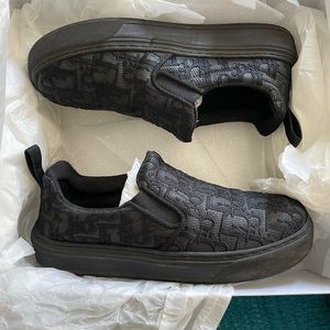 Black dior sneakers